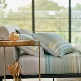 Capa de Edredom Duvet Queen By The Bed Estampado The Gossip 3 Peças (1 Capa + 2 Fronhas) Capa de Edredom Duvet Queen By The Bed Estampado The Gossip 3 Peças (1 Capa + 2 Fronhas)