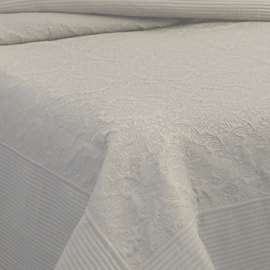 Cobre Leito Casal Provence Matelassê Rozac Bege Cobre Leito Casal Provence Matelassê Rozac Bege