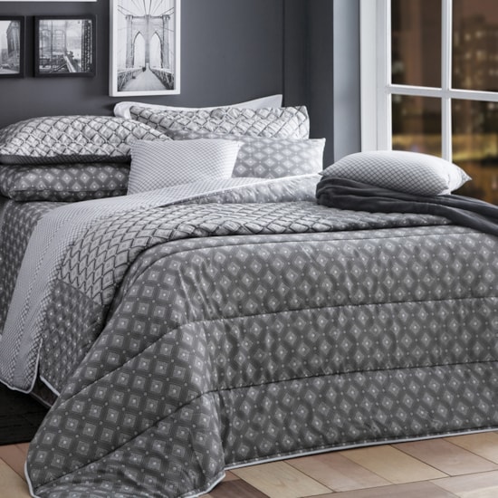 Jogo de Cama Casal Duplo Sultan Realce Premium Hugo (2 Lençois + 2 Fronhas) Jogo de Cama Casal Duplo Sultan Realce Premium Hugo (2 Lençois + 2 Fronhas)