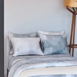 Jogo de Cama King By The Bed 300 Fios Algodão Egípcio The B. Park 4 peças ( 2 Lençois + 2 Fronhas) Jogo de Cama King By The Bed 300 Fios Algodão Egípcio The B. Park 4 peças ( 2 Lençois + 2 Fronhas)