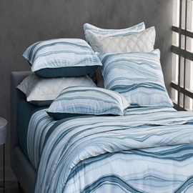 Jogo de Cama Queen By The Bed 300 Fios Algodão Egípcio The Marble 4 peças ( 2 Lençois + 2 Fronhas) Jogo de Cama Queen By The Bed 300 Fios Algodão Egípcio The Marble 4 peças ( 2 Lençois + 2 Fronhas)