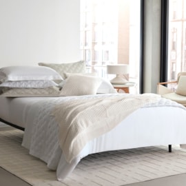 Jogo de Cama Queen The East V Branco 300 Fios Algodão Egípcio By The Bed Jogo de Cama Queen The East V Branco 300 Fios Algodão Egípcio By The Bed