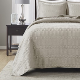 Kit Colcha Casal Corttex Siena 220x240 Bege (1 Colcha + 2 Porta Travesseiro) Kit Colcha Casal Corttex Siena 220x240 Bege (1 Colcha + 2 Porta Travesseiro)