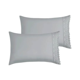 Kit de 2 Fronhas de Habitat Rendada Prata 50cm x 70cm Kit de 2 Fronhas de Habitat Rendada Prata 50cm x 70cm