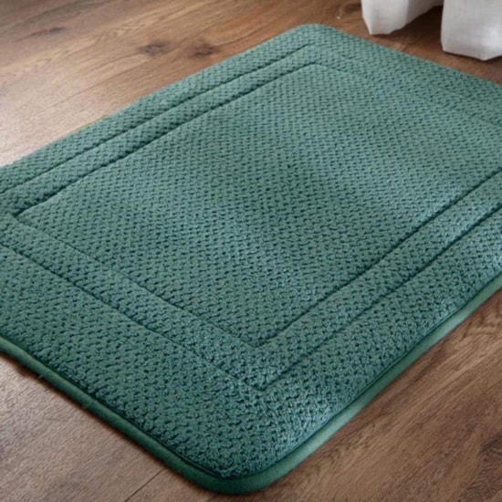 Tapete Aconchego Antiderrapante Rozac 45cm x 65cm Verde Amazônia