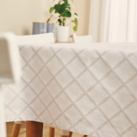 Toalha de Mesa Super Prática Gabi 1,40m x 2,20m Lepper Toalha de Mesa Super Prática Gabi 1,40m x 2,20m Lepper